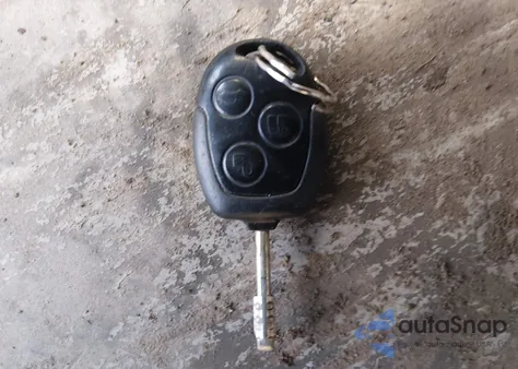 2010 Ford Transit Connect Xlt z USA, uszkodzony, nr VIN NM0KS9BN3AT033667